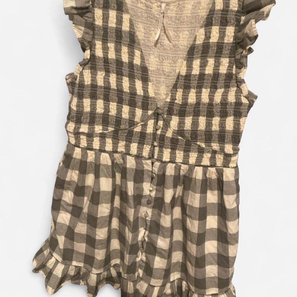 Anthropologie white and gray gingham
